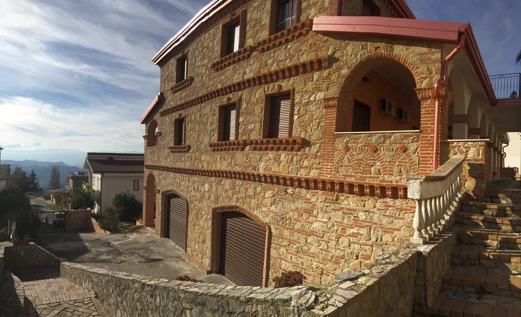 B&B Castello Michelina San Nicola dell'Alto Экстерьер фото
