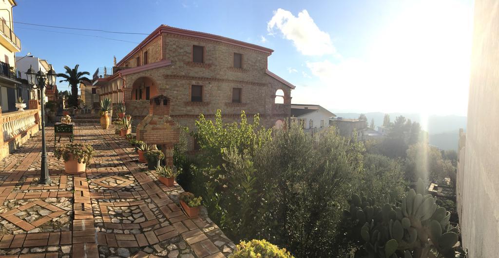 B&B Castello Michelina San Nicola dell'Alto Экстерьер фото
