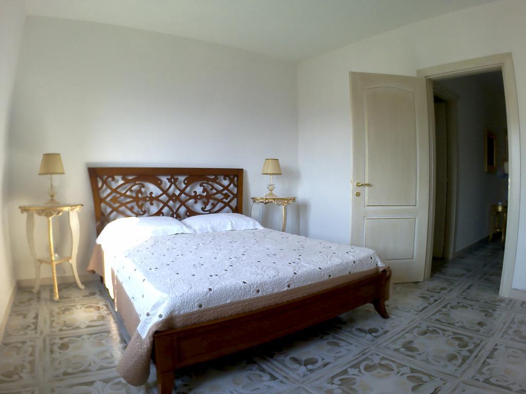 B&B Castello Michelina San Nicola dell'Alto Экстерьер фото