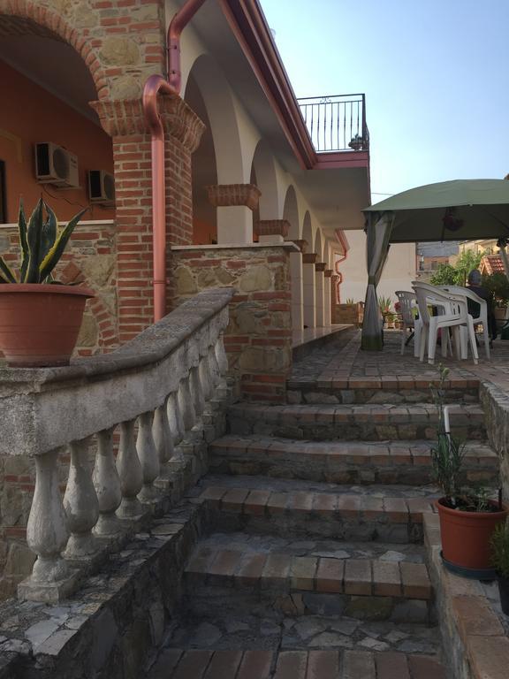 B&B Castello Michelina San Nicola dell'Alto Экстерьер фото