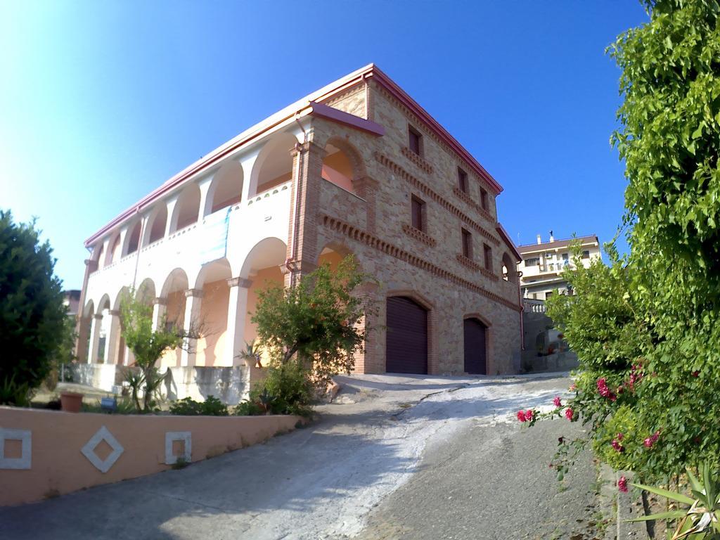 B&B Castello Michelina San Nicola dell'Alto Экстерьер фото