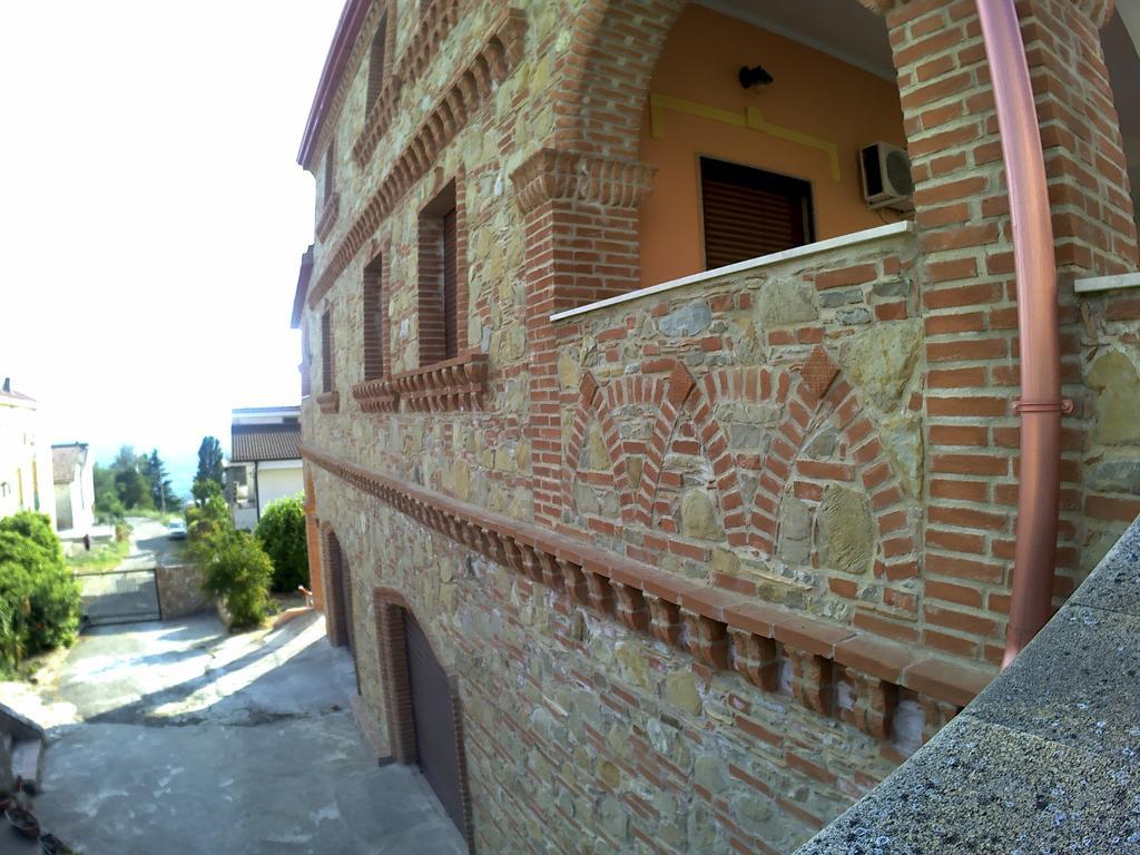 B&B Castello Michelina San Nicola dell'Alto Экстерьер фото